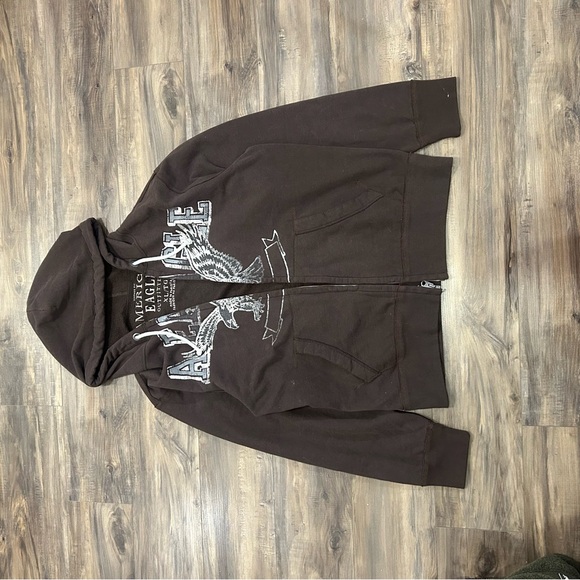 American Eagle Outfitters Men’s Dark Brown Zip-Up Hoodie with Eagle Graphic - Picture 2 of 4
